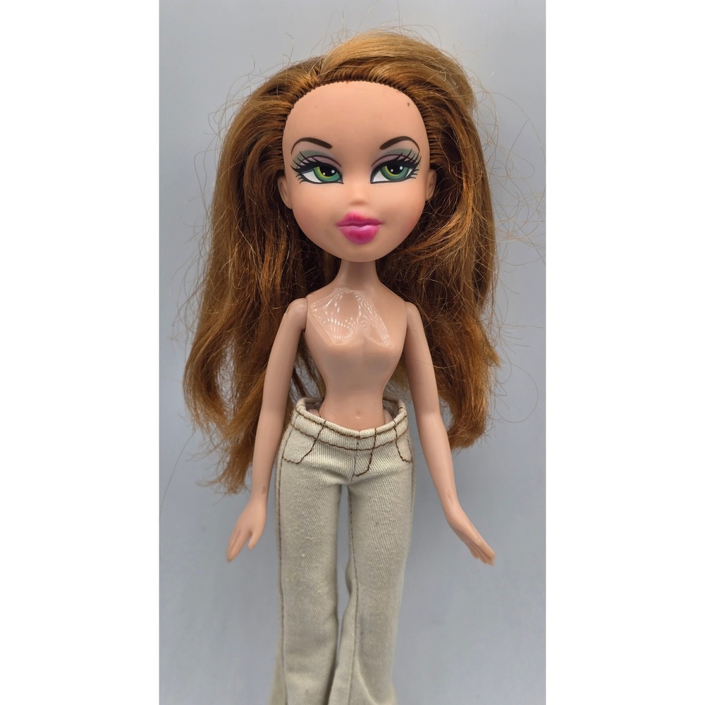 Bratz Strut It Meygan Red Hair Doll Flare Jeans Y2K Boho Platform Sandals 2001